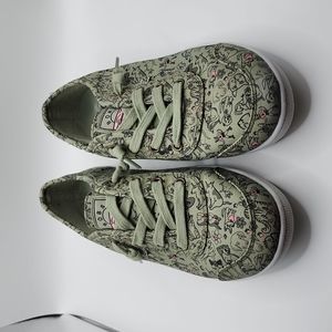 BOBS from Skechers olive green & pink dog & cat size 6 tennis shoes